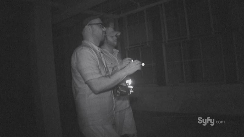 Ghost Hunters - Bonus Scene - A Little Night Music Ghost Hunters - Bonus Scene - A Little Night Music