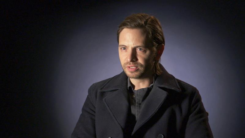 Inside 12 Monkeys: Season 2, Episode 2 Inside 12 Monkeys: Season 2, Episode 2