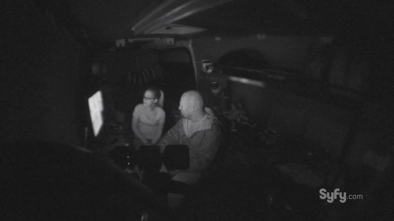 Ghost Hunters - Bonus Scene - The Birds and the Bees Ghost Hunters - Bonus Scene - The Birds and the Bees