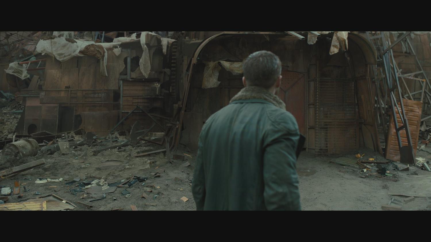 Exclusive Sneak Peek: Blade Runner 2049 Exclusive Sneak Peek: Blade Runner 2049