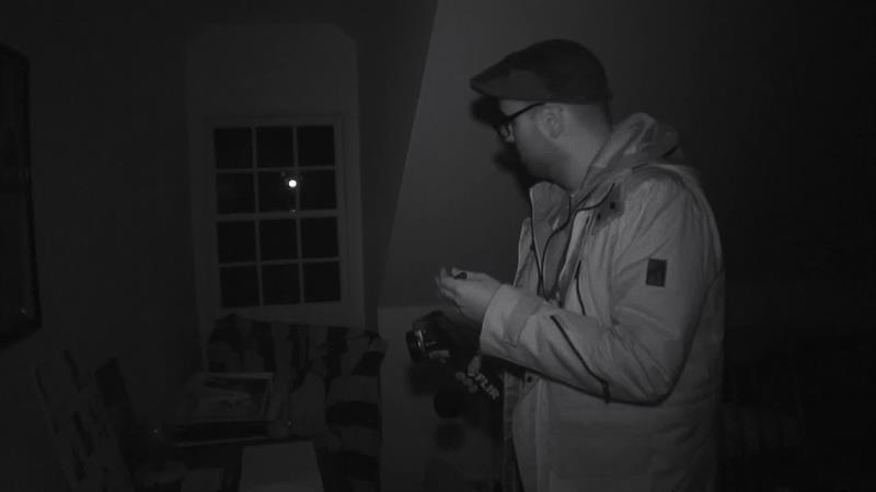 Ghost Hunters - Bonus Scene - The Office Ghost Hunters - Bonus Scene - The Office
