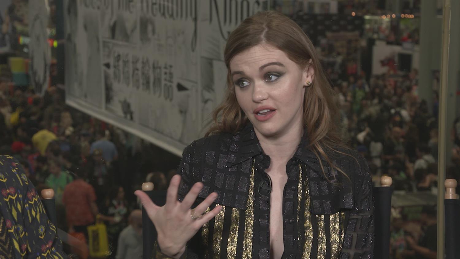 Teen Wolf's Holland Roden Continues The Thrills in Lore Teen Wolf's Holland Roden Continues The Thrills in Lore