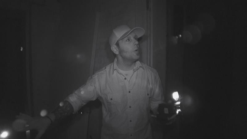 Ghost Hunters - Bonus Scene - Is Mr. Conrad Home? Ghost Hunters - Bonus Scene - Is Mr. Conrad Home?